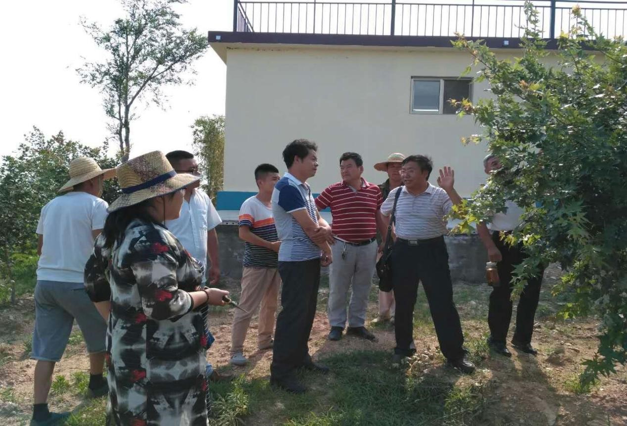 山東農(nóng)業(yè)大學林學院楊克強教授來基地指導工作